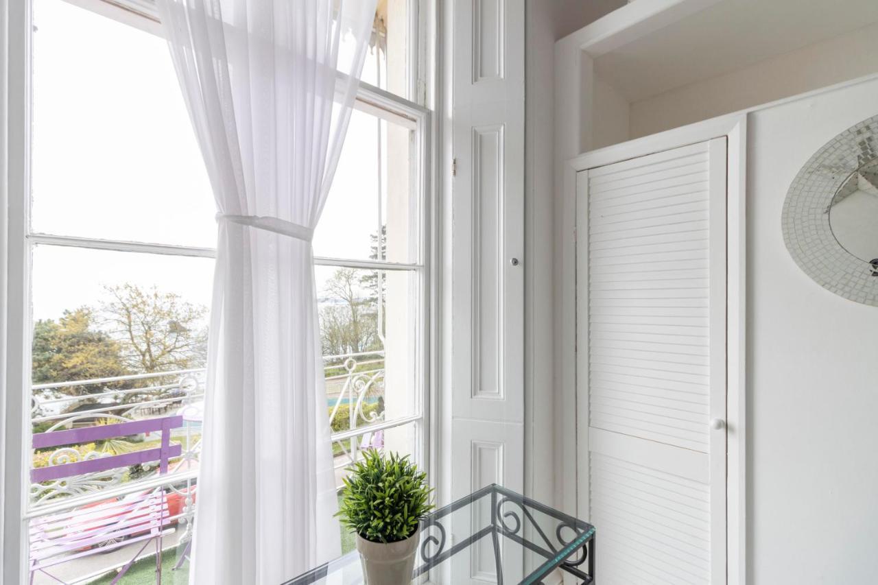 Seaview Regency Apartment Торки Экстерьер фото