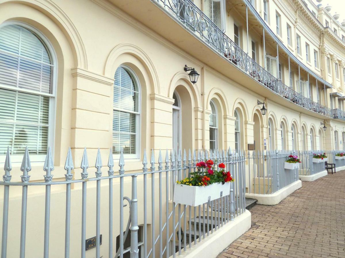 Seaview Regency Apartment Торки Экстерьер фото