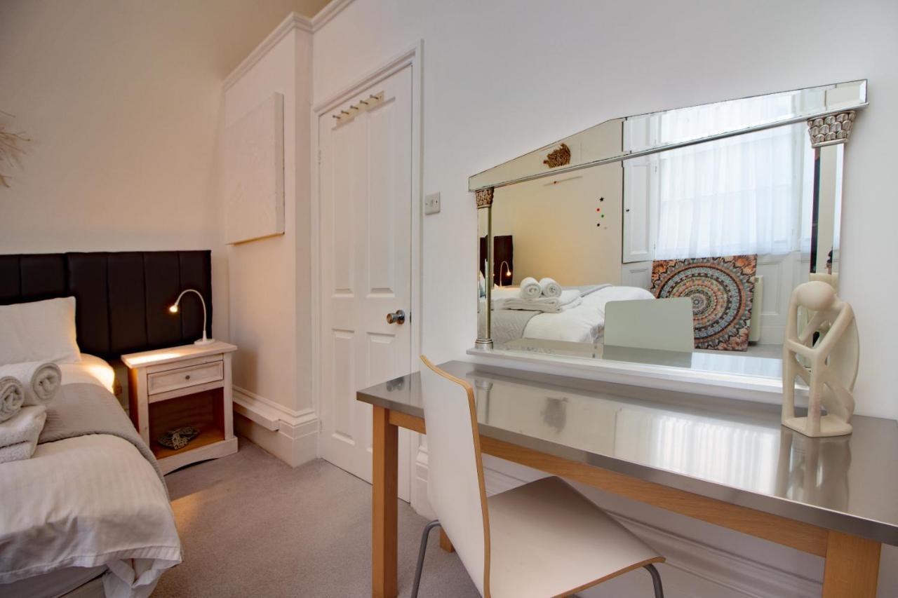 Seaview Regency Apartment Торки Экстерьер фото